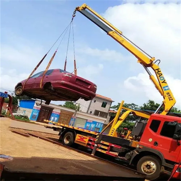 白云吊车救援小汽车怎么吊