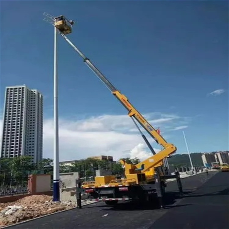 白云维修路灯的曲臂升降车出租